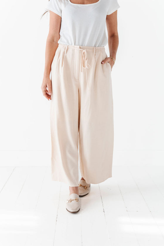 Anniston Wide Leg Pants in Cream