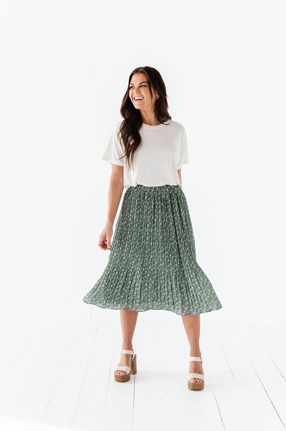 Paislee Floral Skirt - Size Small & 4X Left Left