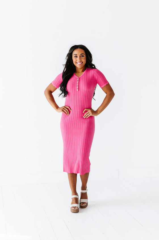 Harper Short Sleeve Dress in Hot Pink