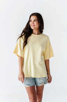  Lisa Oversized Boyfriend Tee in Pastel Yellow