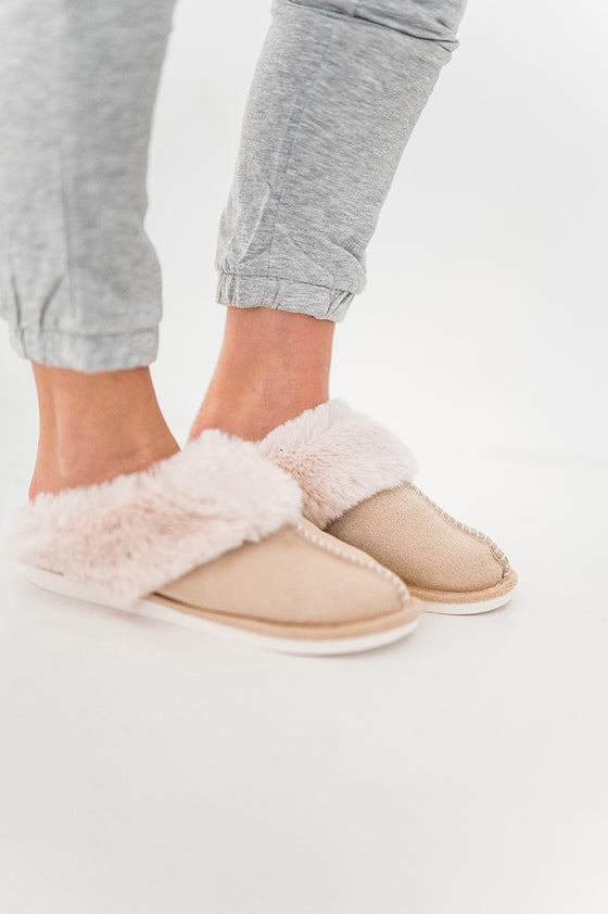 Snuggle Up Faux Fur Slippers - Size XS Left