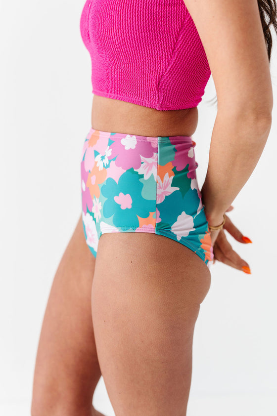 Mid Rise Bottoms in Oasis Floral